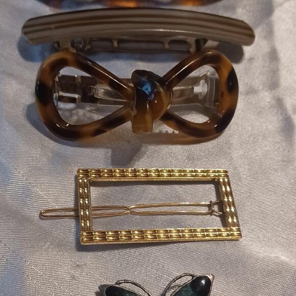 Large Lot of Assorted Vintage Hair Accessories